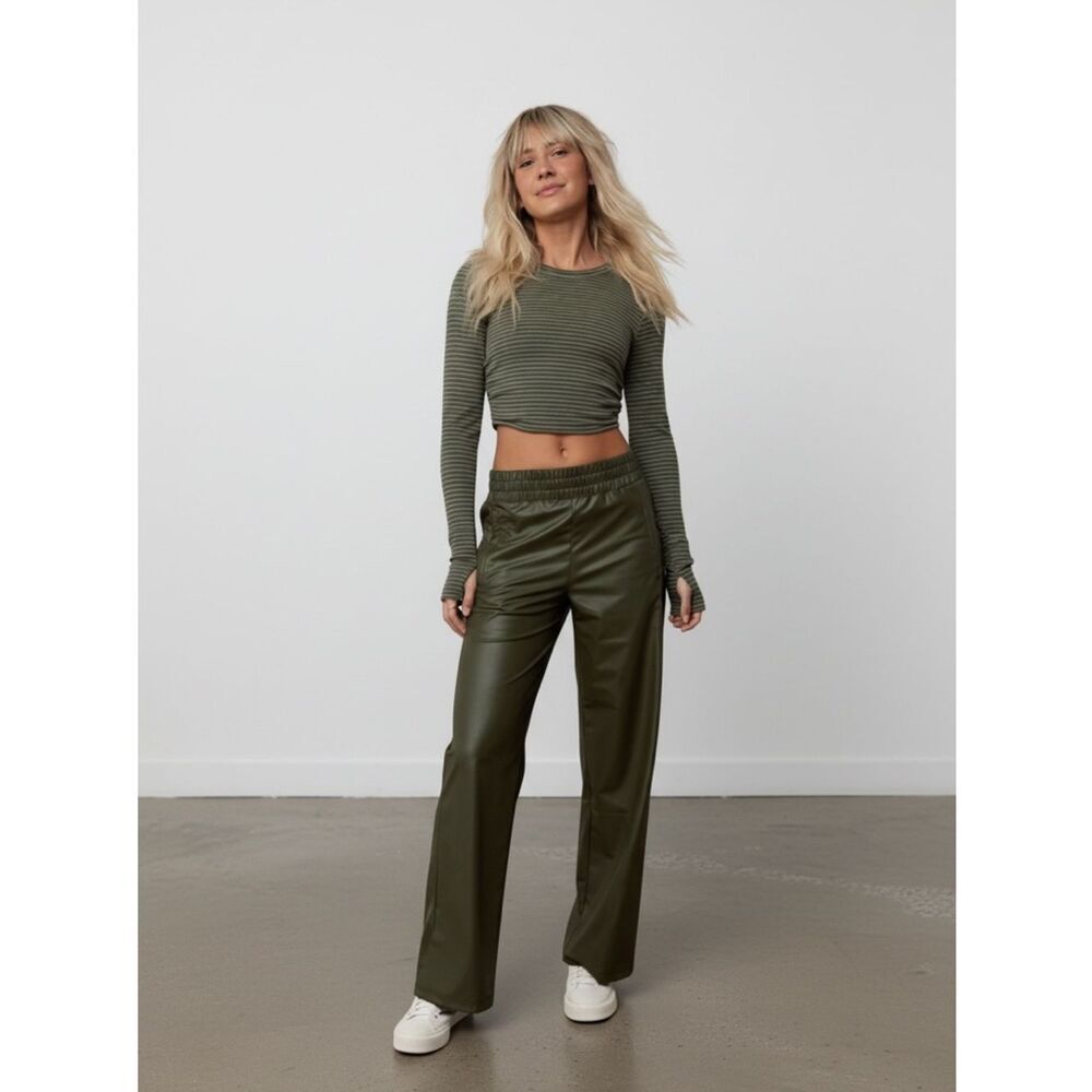 NWT OFFLINE By Aerie Real Luxe Faux Leather Wide Leg Pant in Green Size L